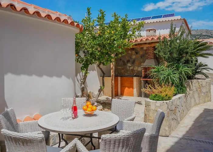 カントリーハウス Maryvilla Inspiracion Y Vacaciones - カルプ